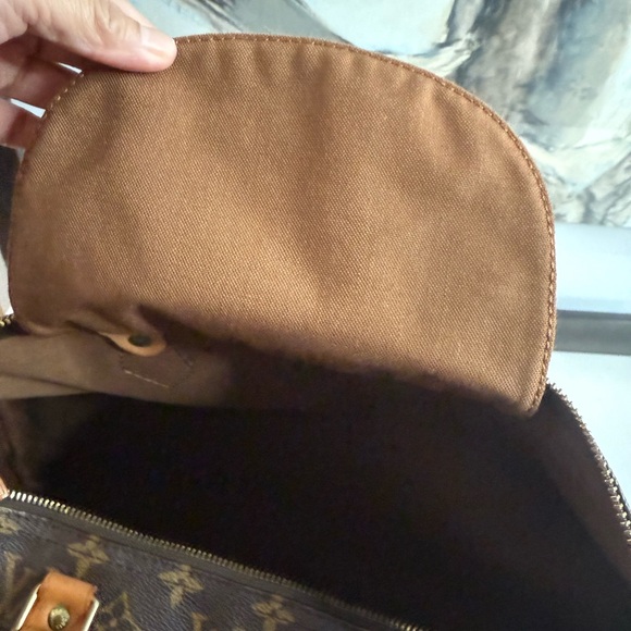 Louis Vuitton Monogram Speedy 40 - Picture 11 of 16